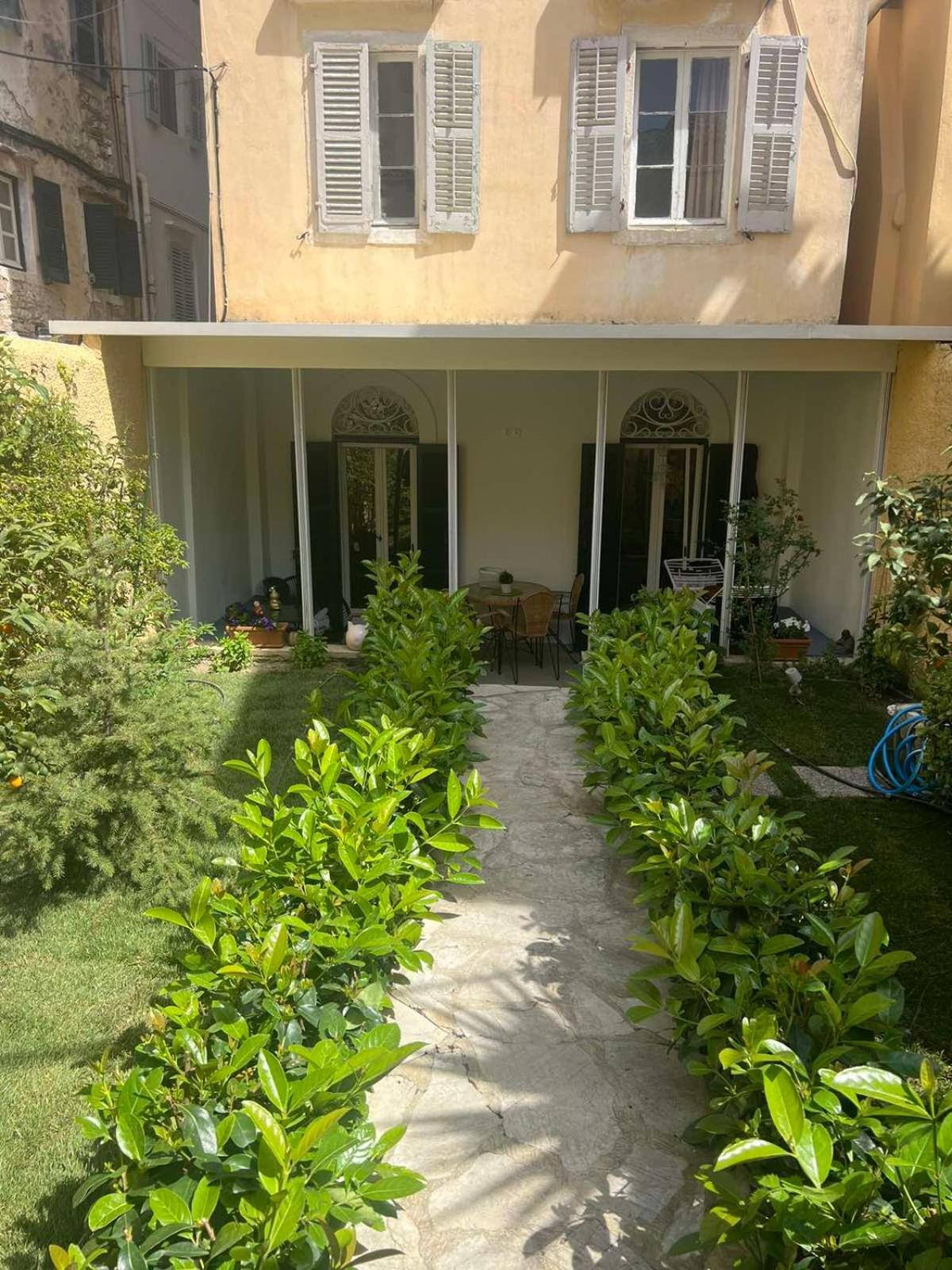Appartement Τhe Hidden Garden à Corfu  Extérieur photo